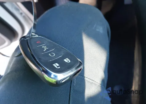 2021 Chevrolet Equinox Fwd Lt z USA, uszkodzony, nr VIN 3GNAXKEV6MS181174